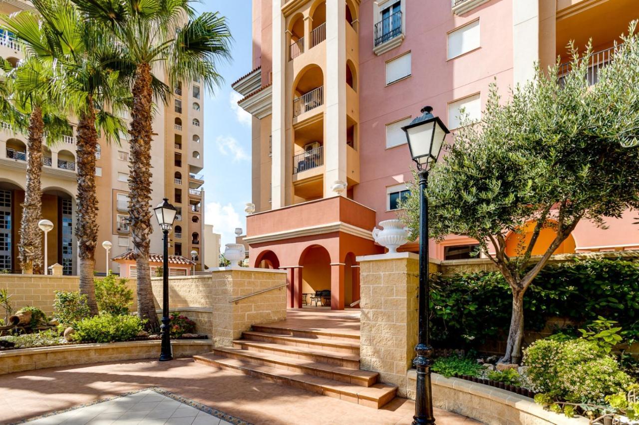 Apartamento De Don Huberto, Los Locos Torrevieja Exterior photo