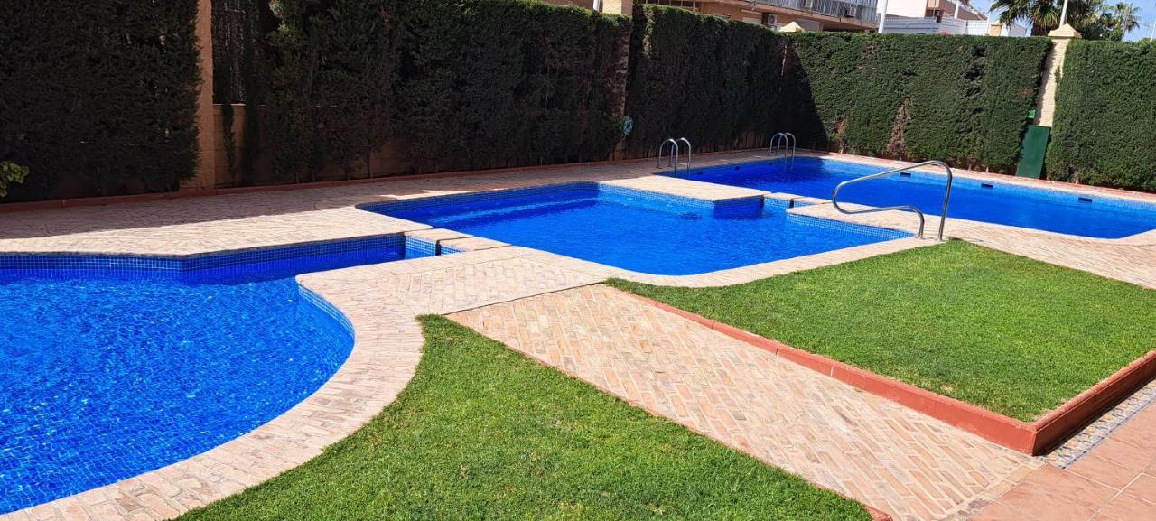Apartamento De Don Huberto, Los Locos Torrevieja Exterior photo